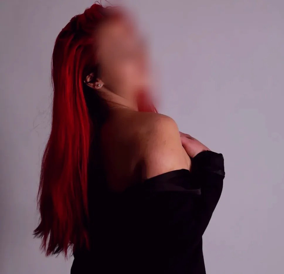 Denise, 25