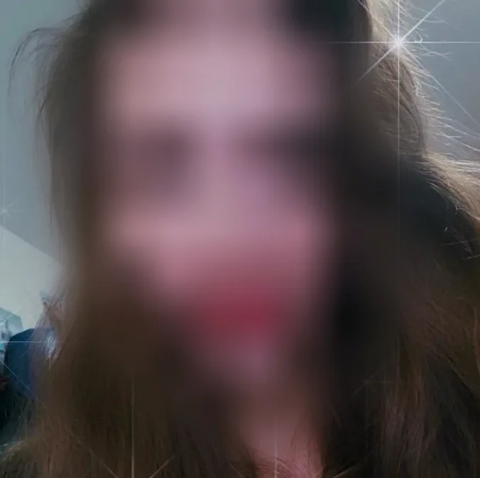 Elif, 29